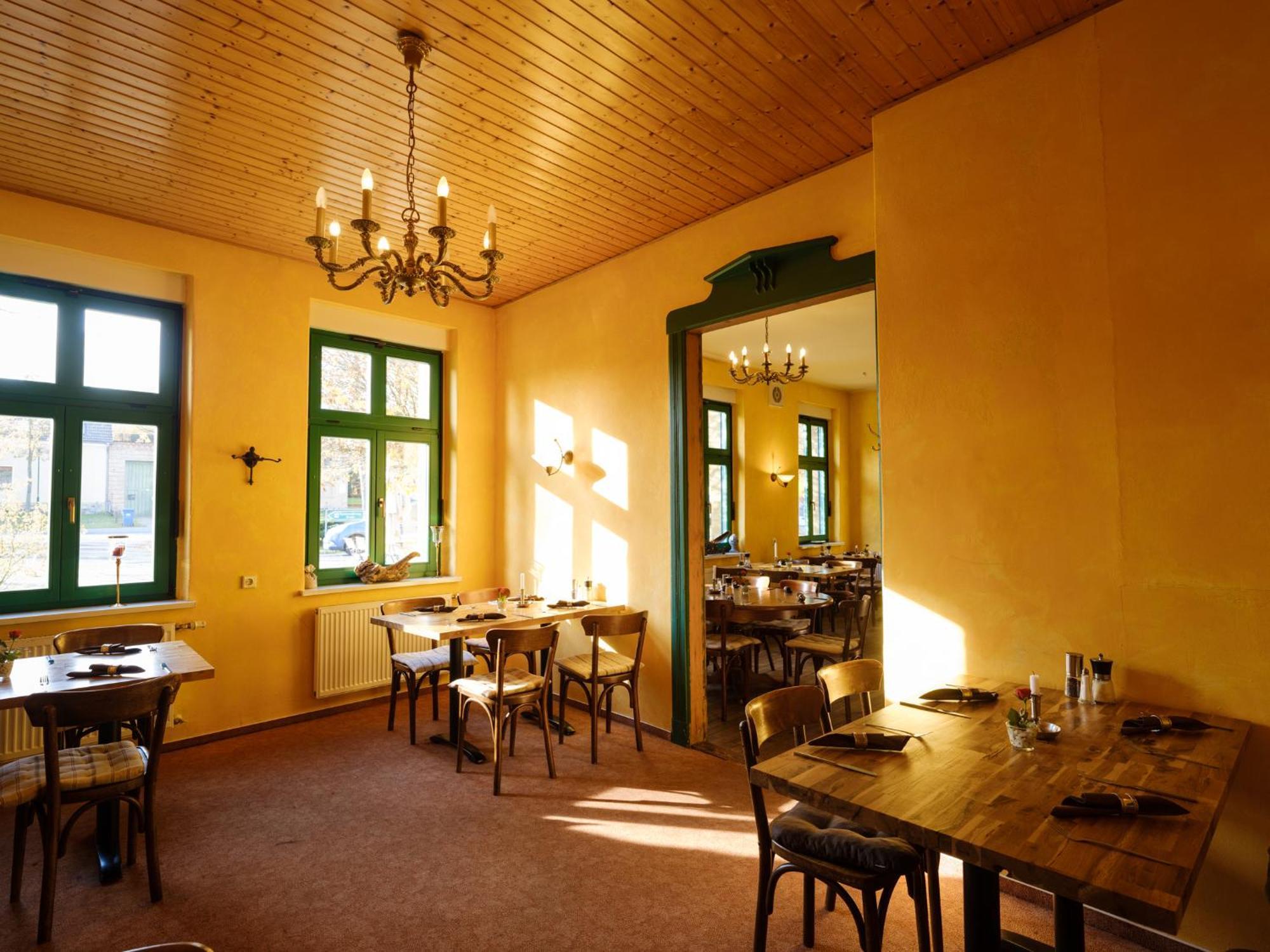 Landgasthof Rieben Beelitz Exterior photo